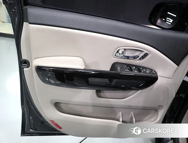 Kia The New Carnival 2018 Серый из Кореи, фото 4