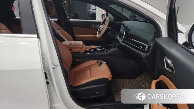 Kia Sportage 5th Generation 2023 Белый из Кореи, фото 4