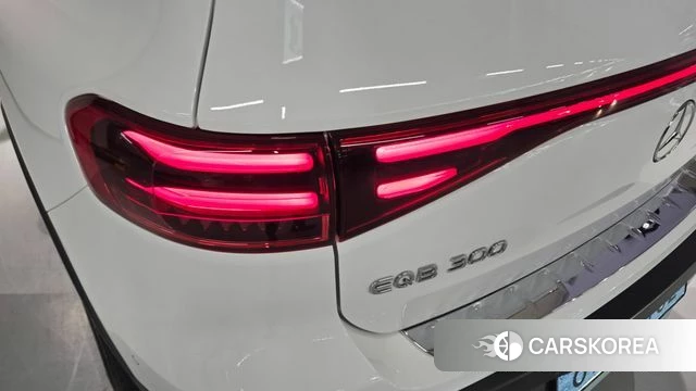 Mercedes-Benz EQB X243 2025 Белый из Кореи, фото 4
