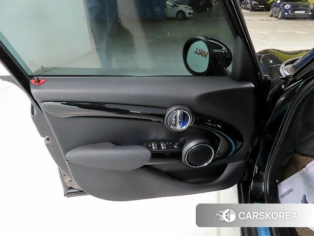Mini Cooper S 2019 Черный из Кореи, фото 4