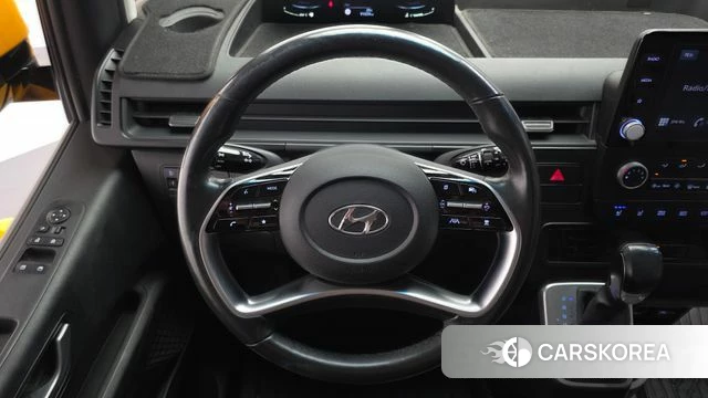 Hyundai Staria 2022 Желтый из Кореи, фото 4