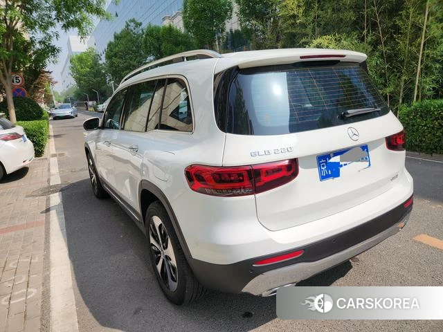 Mercedes-Benz GLB 2023 Белый из Китая, фото 4