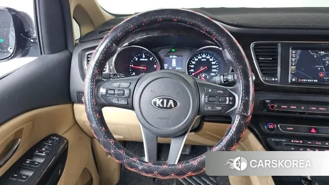 Kia The New Carnival 2018 Черный из Кореи, фото 4