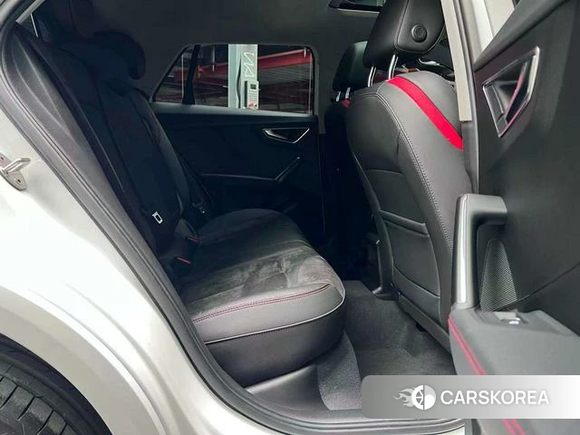 Audi Q2L 2023 Белый из Китая, фото 4