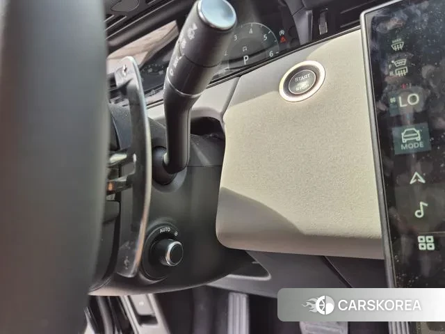 Land Rover Range Rover Evoque 2nd Generation 2024 Черный из Кореи, фото 4