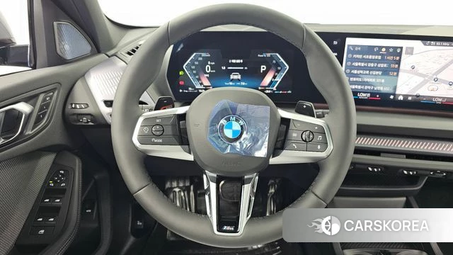 BMW 1 Series (F70) 2026 Серебристо-серый из Кореи, фото 4