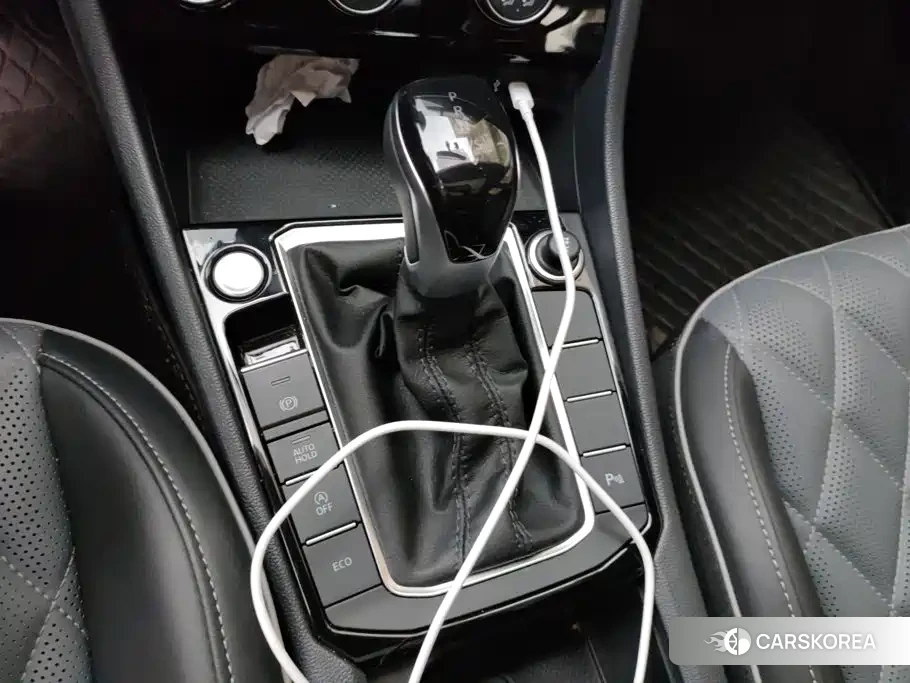 Volkswagen Sagitar 2025 Silver/gray из Китая, фото 4