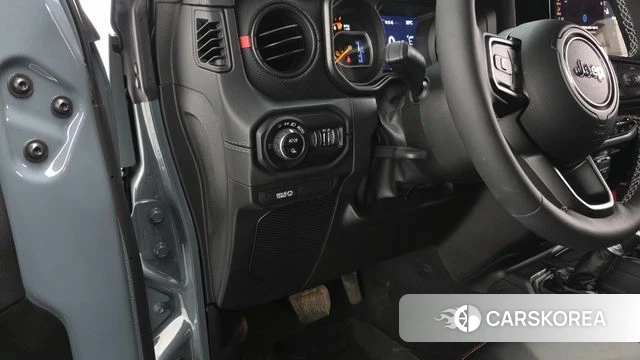 Jeep Gladiator (JT) 2025 Серый из Кореи, фото 4
