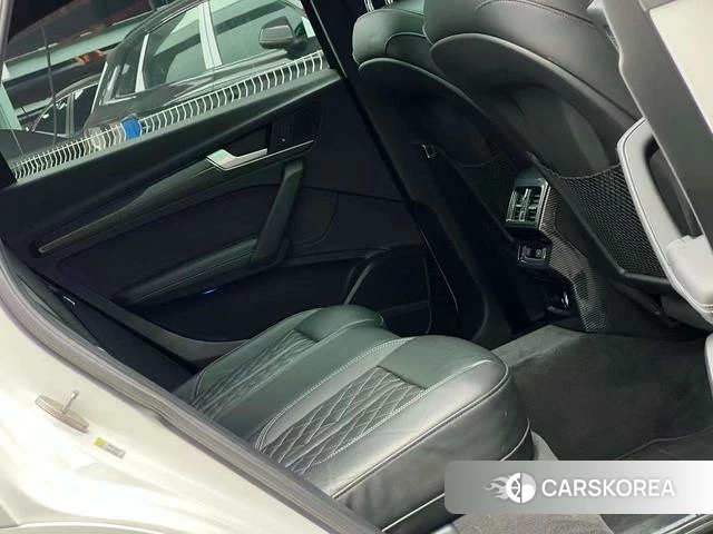 Audi Q5L Sportback 2022 Белый из Китая, фото 4