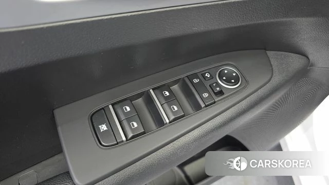 Kia The New K3 2nd generation 2022 Белый из Кореи, фото 4