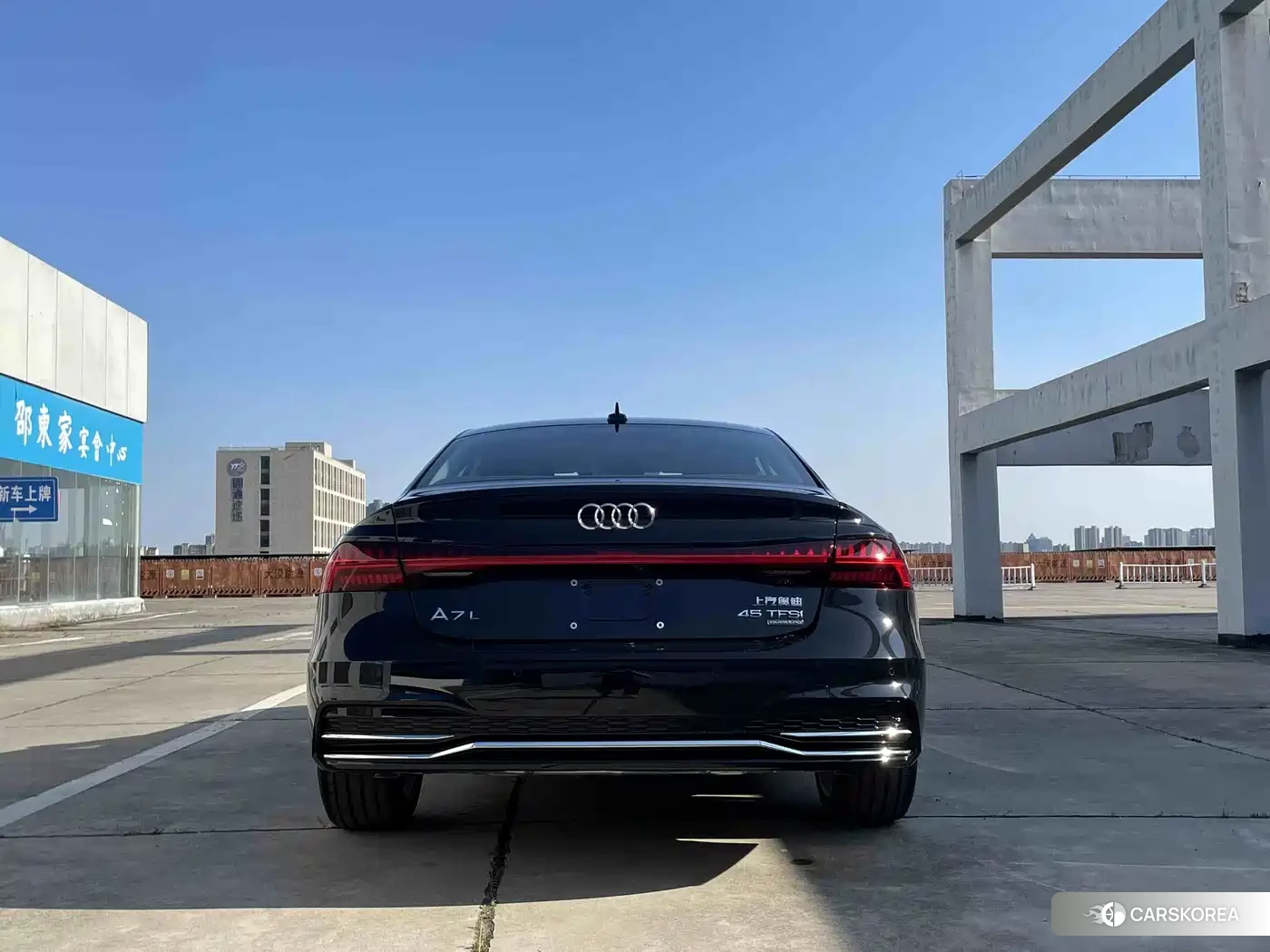 Audi A7L 2026 Черный из Китая, фото 4