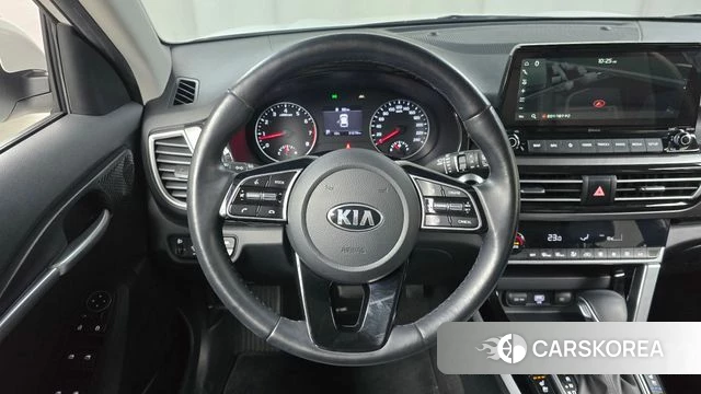 Kia Seltos 2021 Белый из Кореи, фото 4