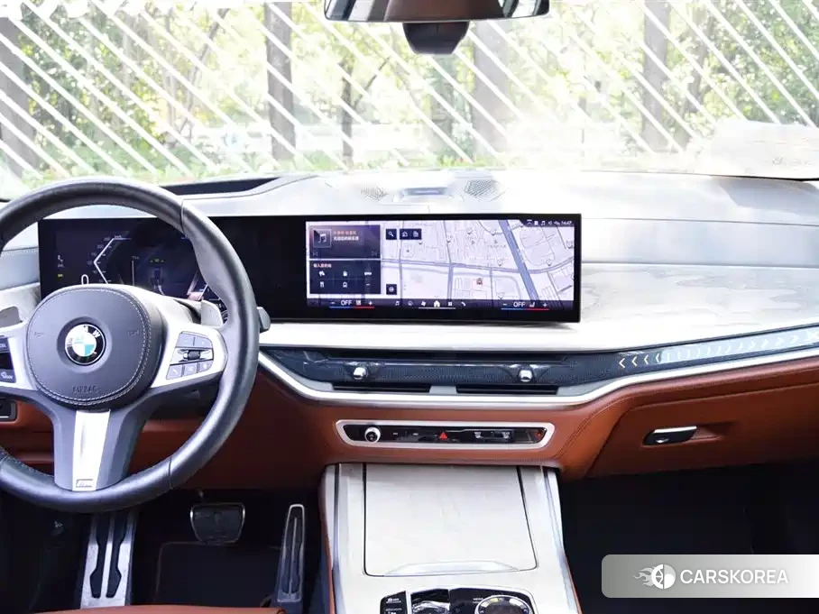 BMW X7 2024 Черный из Китая, фото 4