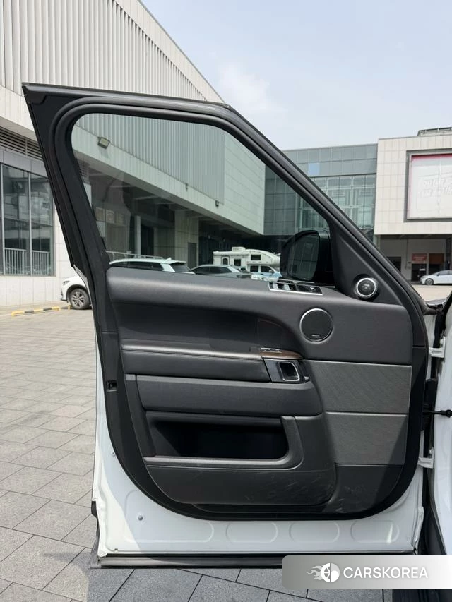 Land Rover Range Rover Sport PHEV 2019 Коричневый из Китая, фото 4