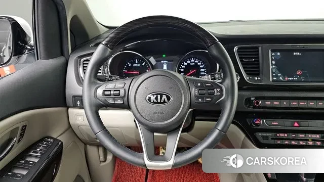 Kia The New Carnival id 3646643 из Кореи 4