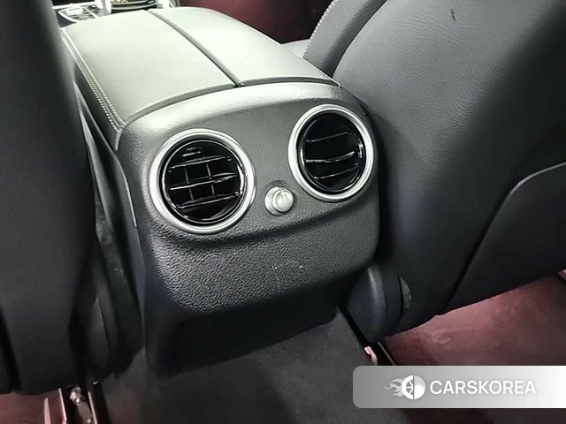 Mercedes-Benz C-Class W205 2020 Белый из Кореи, фото 4