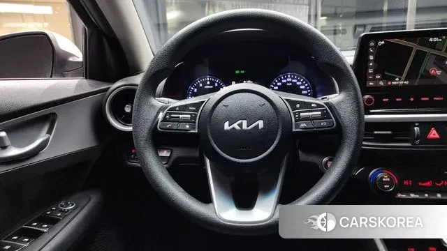 Kia The New K3 2nd generation 2022 Белый из Кореи, фото 4