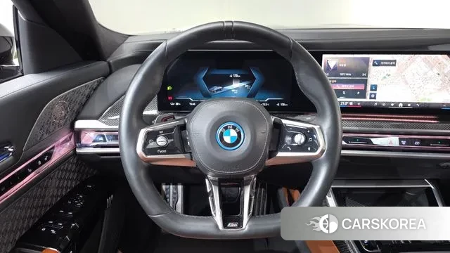 BMW i7 (G70) 2024 Черный из Кореи, фото 4