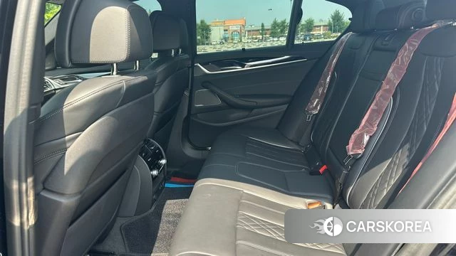 BMW 5 Series (G30) 2022 Черный из Кореи, фото 4