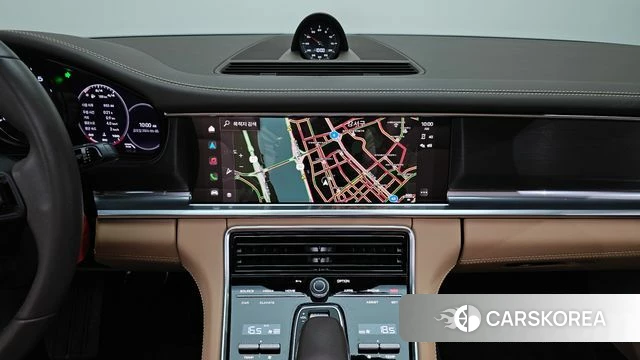 Porsche Panamera (971) 2023 Серебристо-серый из Кореи, фото 4