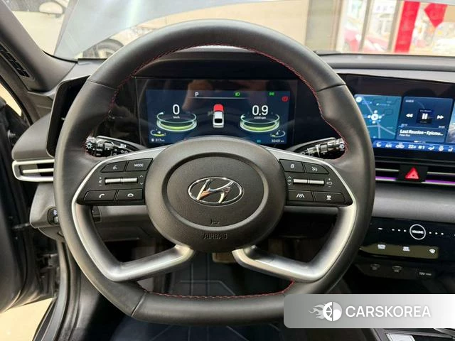 Hyundai Elantra 2023 Темно-серый из Китая, фото 4