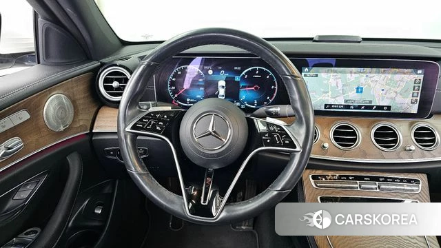 Mercedes-Benz E-Class W213 2022 Белый из Кореи, фото 4
