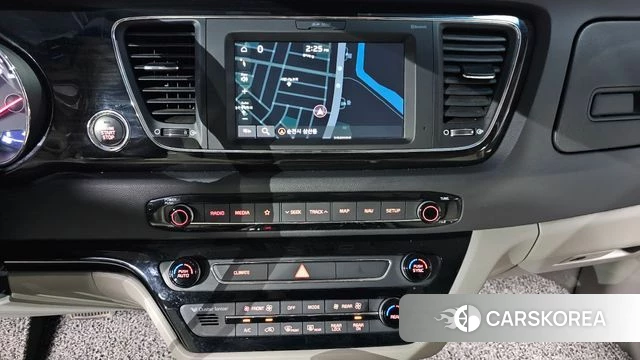 Kia The New Carnival 2018 Белый из Кореи, фото 4