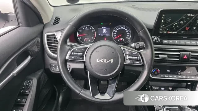 Kia Seltos 2021 Белый из Кореи, фото 4