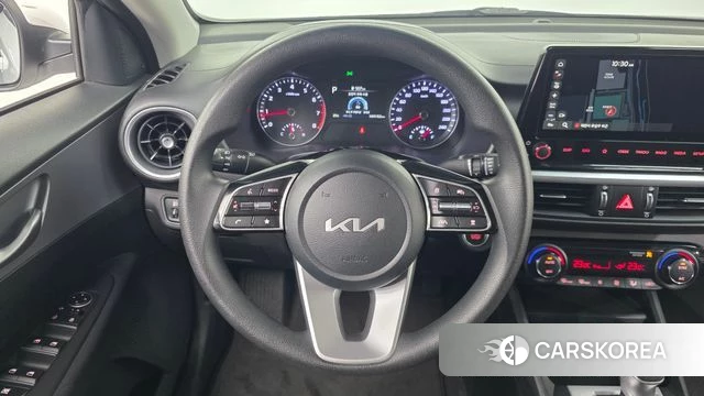 Kia The New K3 2nd generation 2022 Белый из Кореи, фото 4