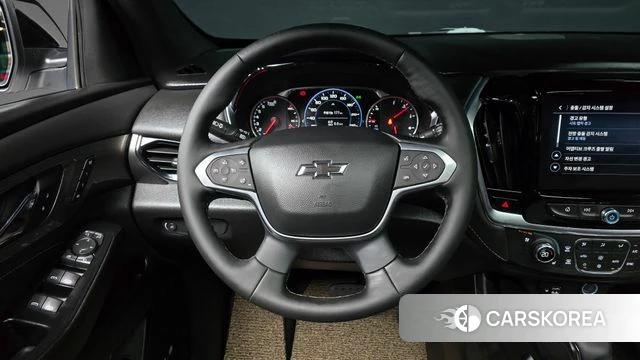 Chevrolet (GM Daewoo) Traverse 2023 Белый из Кореи, фото 4