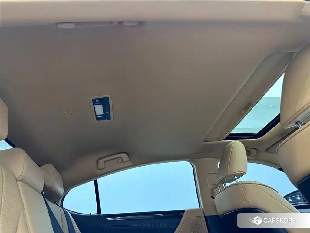 Lexus ES 2023 Champagne/brown из Китая, фото 5
