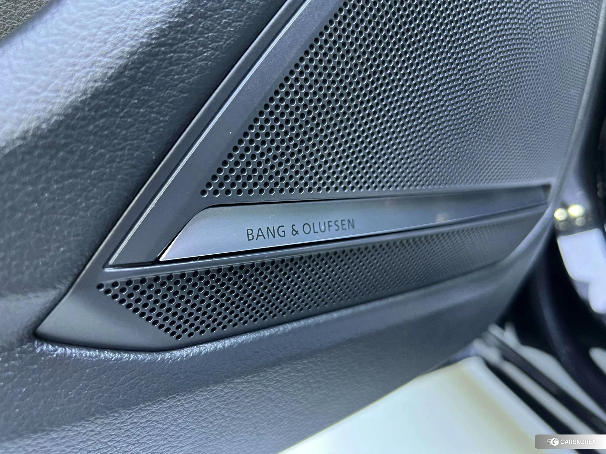 Audi A6L 2021 Черный из Китая, фото 4
