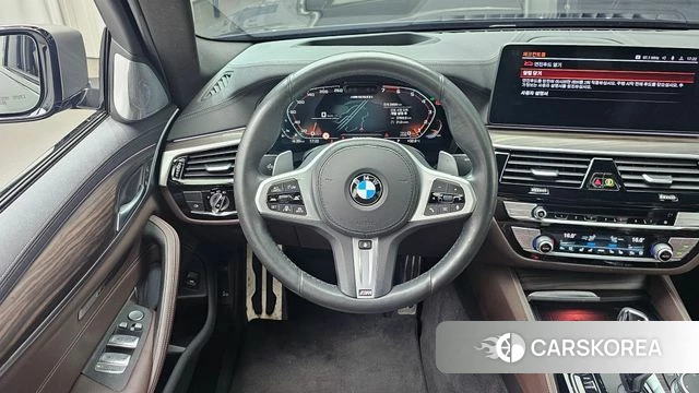 BMW 5 Series (G30) 2020 Черный из Кореи, фото 4
