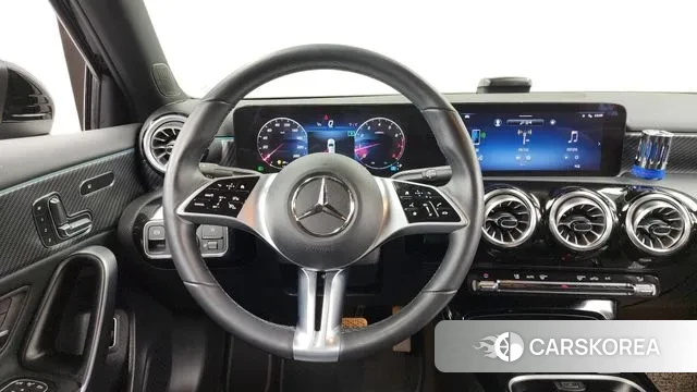 Mercedes-Benz A-Class W177 2024 Черный из Кореи, фото 4