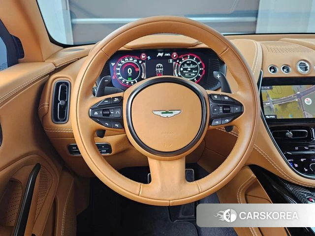 Aston Martin DBX 2023 Белый из Кореи, фото 4