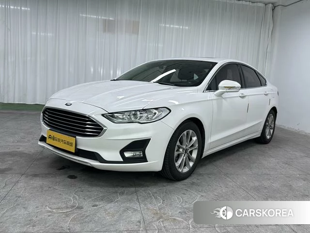 Ford Mondeo 2020 Белый из Китая, фото 4