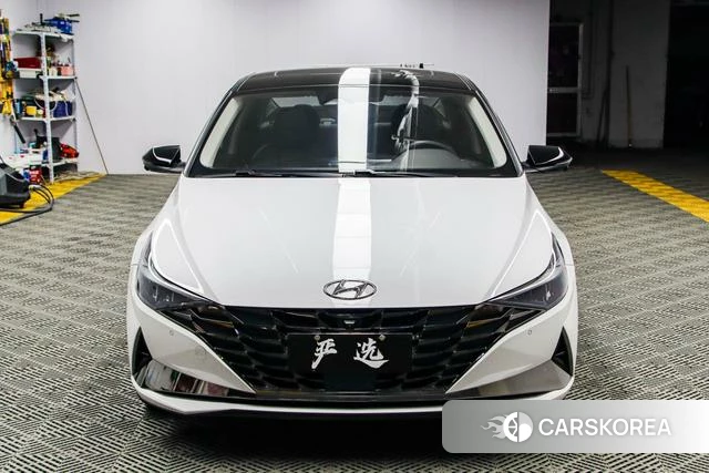 Hyundai Elantra 2022 Белый из Китая, фото 4