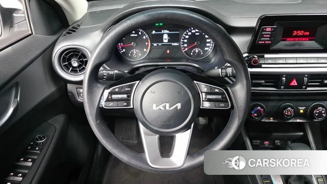 Kia The New K3 2nd generation 2022 Белый из Кореи, фото 4