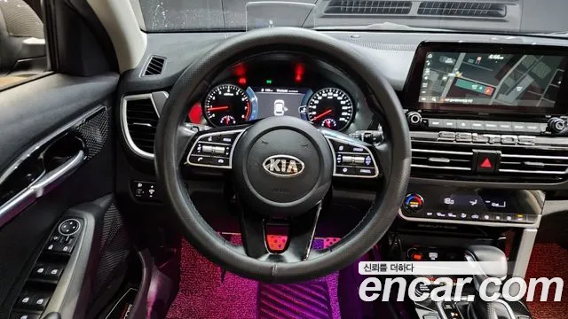 Kia Seltos 2019 Серебристо-серый из Кореи, фото 4