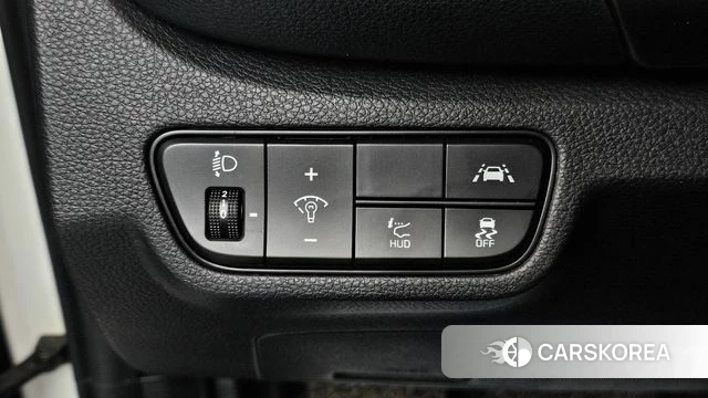 Kia Seltos 2022 Белый из Кореи, фото 4