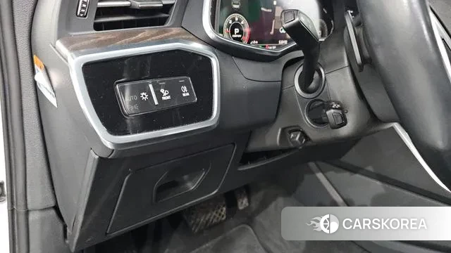 Audi A6 (C8) 2021 Белый из Кореи, фото 4