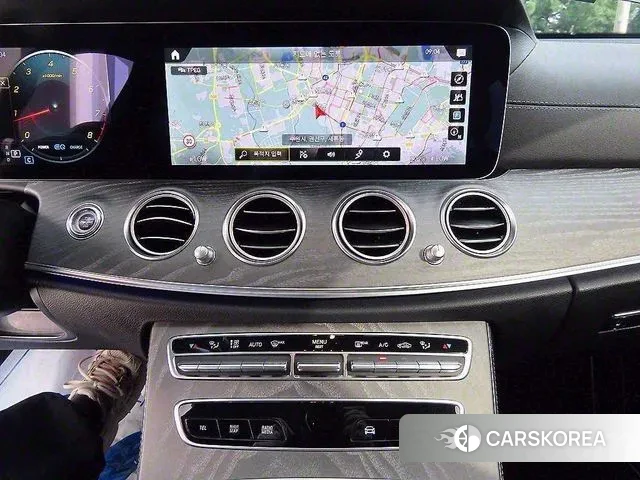 Mercedes-Benz E-Class W213 2023 Черный из Кореи, фото 4