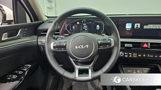 Kia The New K5 3rd generation 2025 Белый из Кореи, фото 4