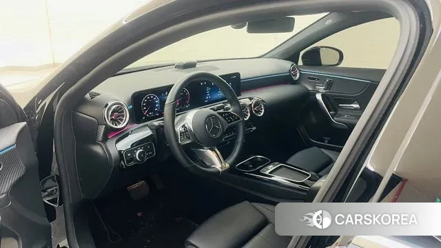 Mercedes-Benz A-Class W177 2025 Черный из Кореи, фото 4