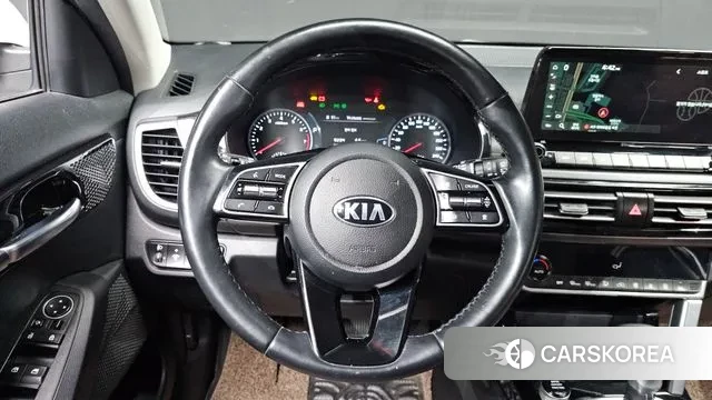 Kia Seltos 2021 Белый из Кореи, фото 4