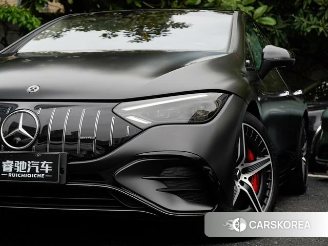 Mercedes-Benz EQE AMG 2024 Темно-серый из Китая, фото 4
