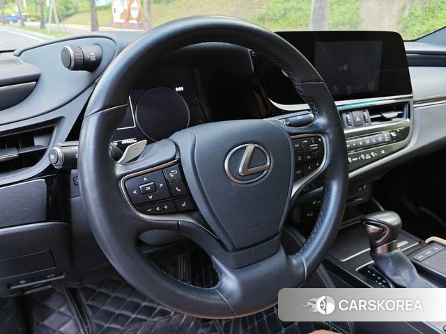 Lexus ES 2022 Белый из Китая, фото 4