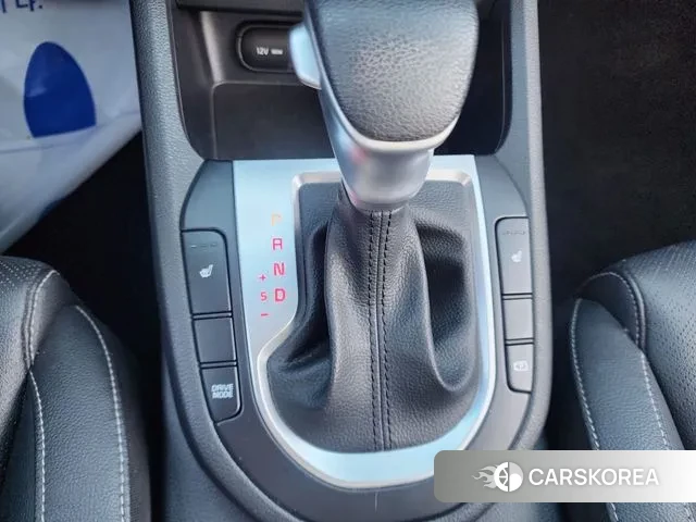 Kia The New K3 2nd generation 2022 Белый из Кореи, фото 4