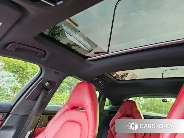 Porsche Panamera (971) 2018 Белый из Кореи, фото 4