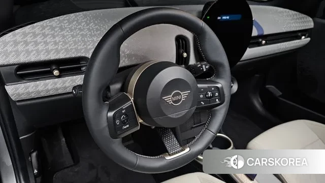 Mini Cooper S 4th Generation 2024 Серебристо-серый из Кореи, фото 4